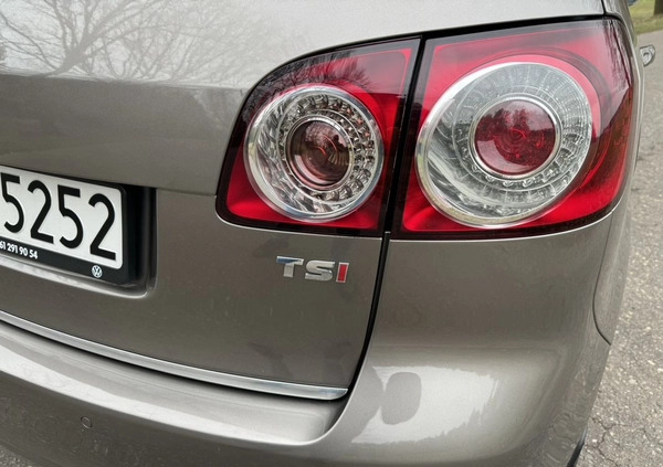 Volkswagen Golf cena 38000 przebieg: 53200, rok produkcji 2011 z Buk małe 137